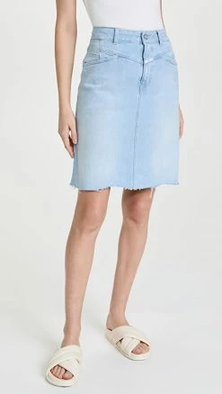 Brand new ⭐ Closed Mini ???? Skirt Light Blue ????