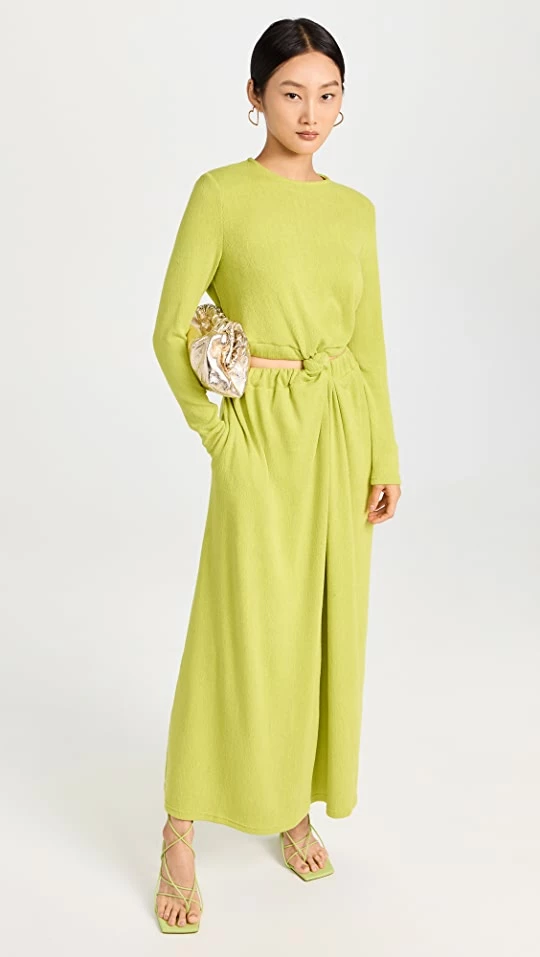 Brand new ???? O.p.t Brendalyn ???? Dress Chartreuse ???? 1 Brand new ???? O.p.t Brendalyn ???? Dress Chartreuse ????