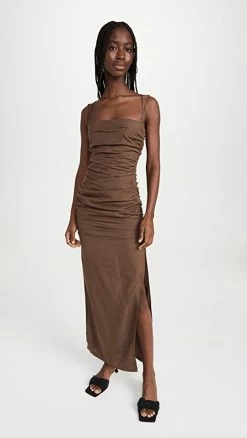 Brand new ???? Rumer Mecca Midi ???? Dress Mocha ⌛